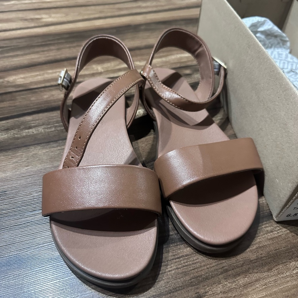 Steve Madden Dina Tan  Leather Women's Sandals